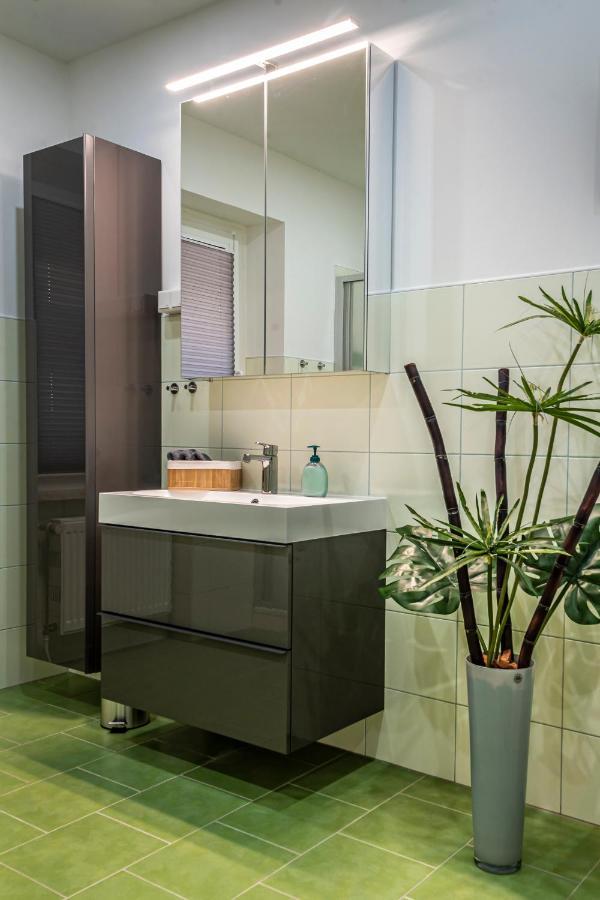 Komfortable Ferienwohnung In Halle Halle  外观 照片