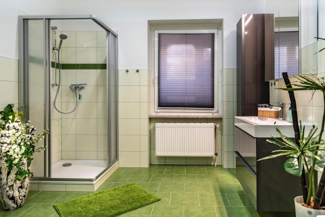 Komfortable Ferienwohnung In Halle Halle  外观 照片